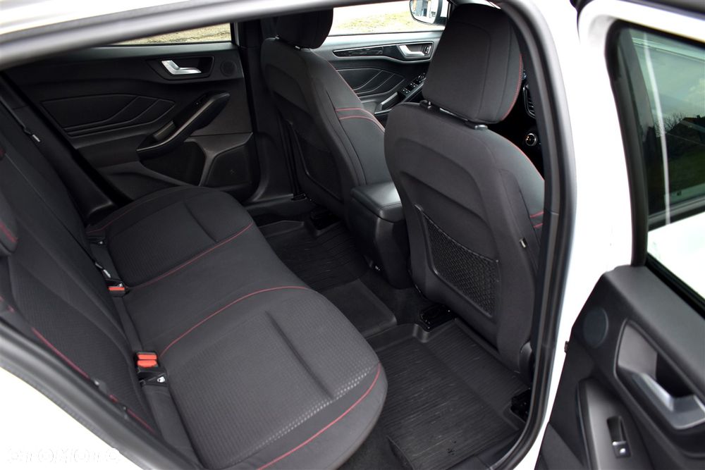 Ford Focus 2.0 EcoBlue ST-Line Business - 20