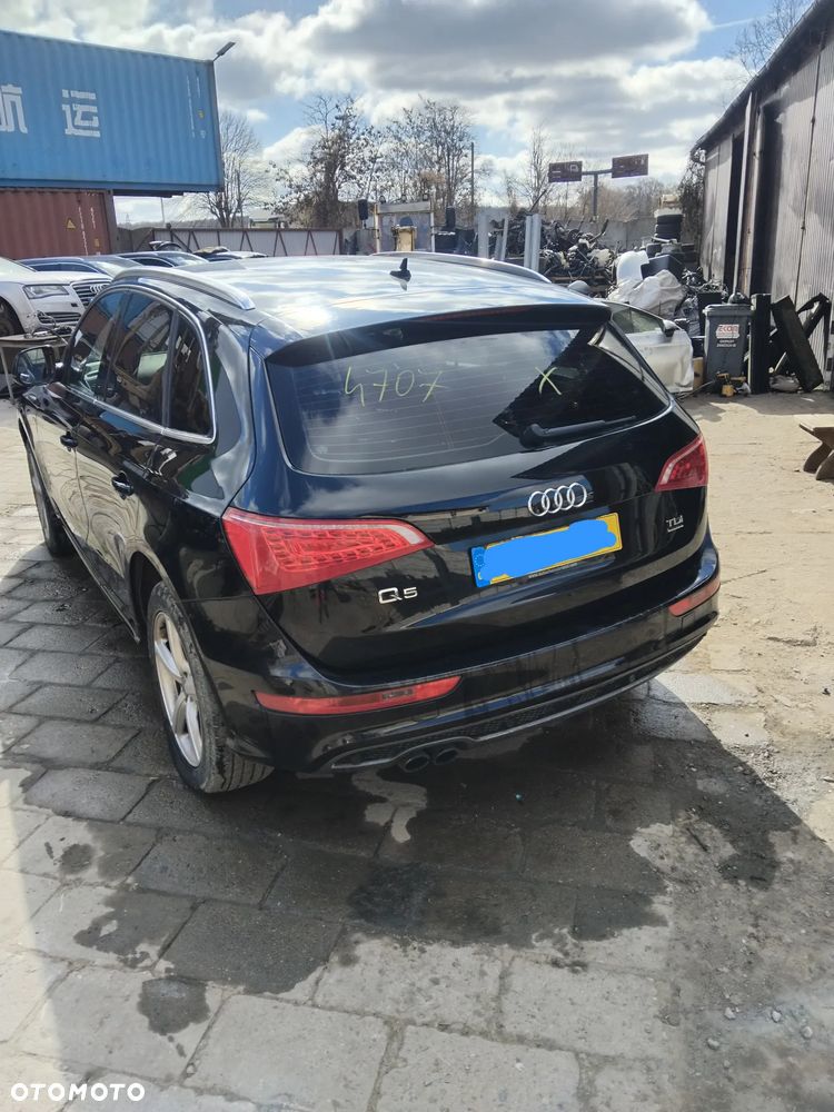 Maska zderzak błotnik drzwi LZ9Y audi Q5 8R - 4