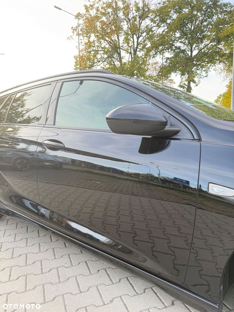 Opel Insignia 2.0 CDTI 4x4 GSi S&S - 3