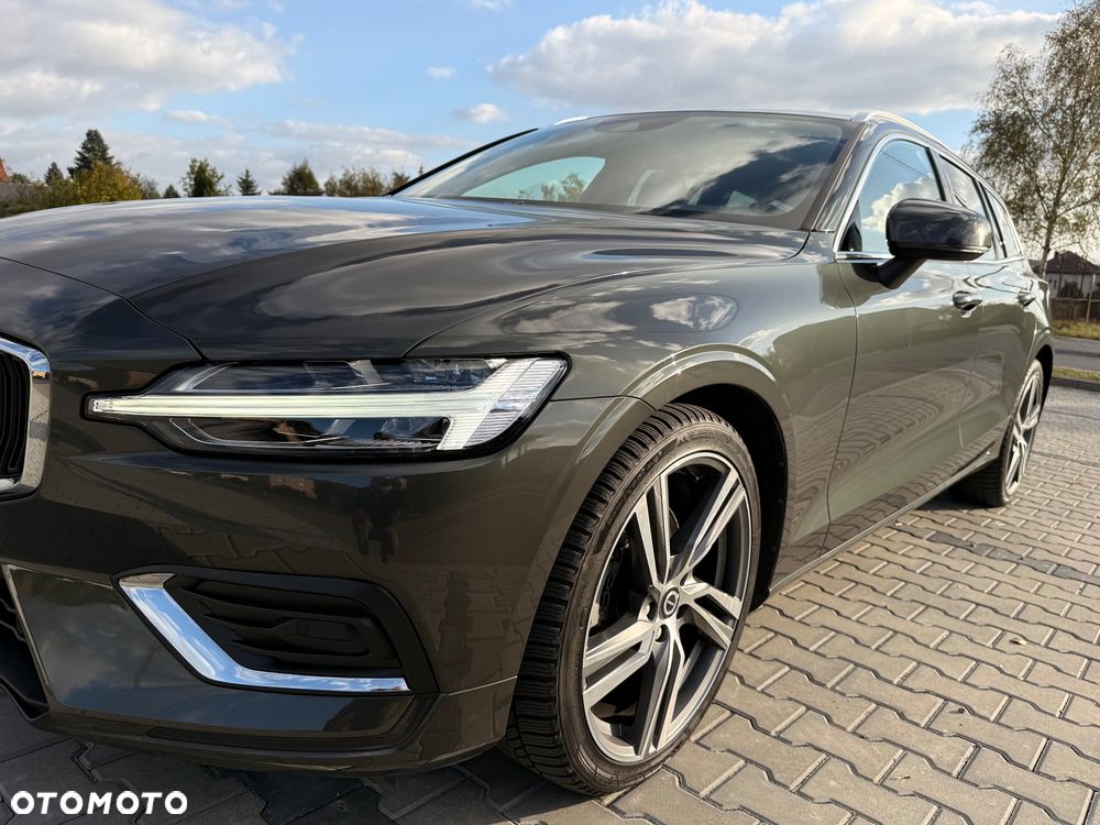Volvo V60 B4 D Core - 24