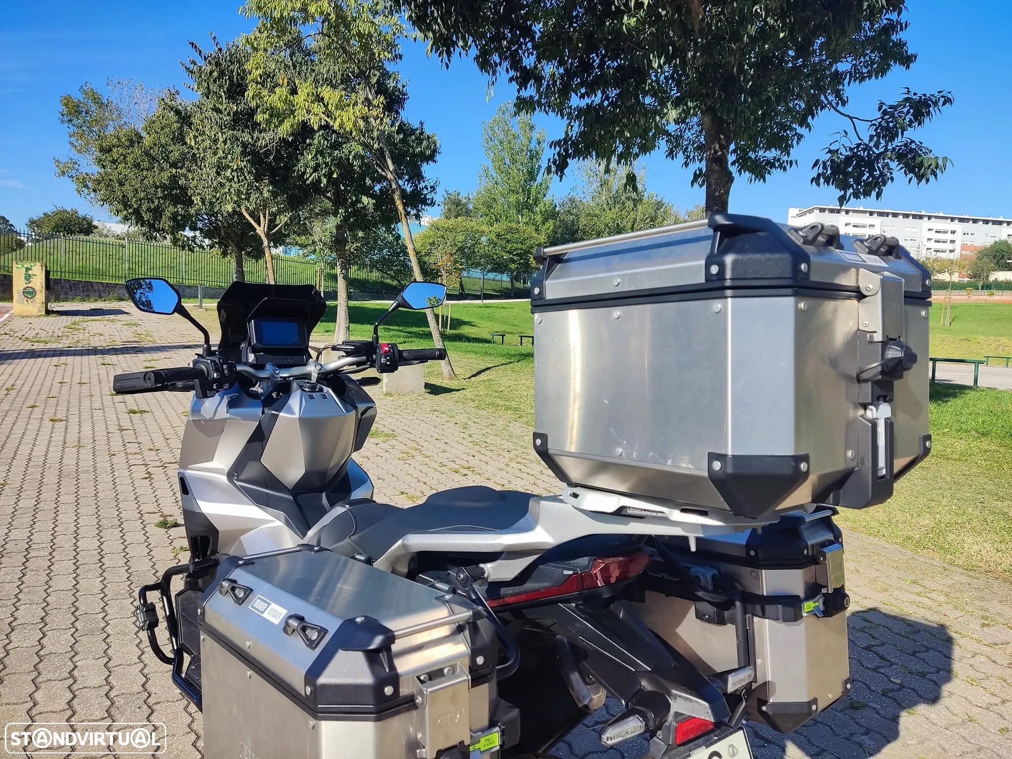 Honda X-ADV 750 - 15