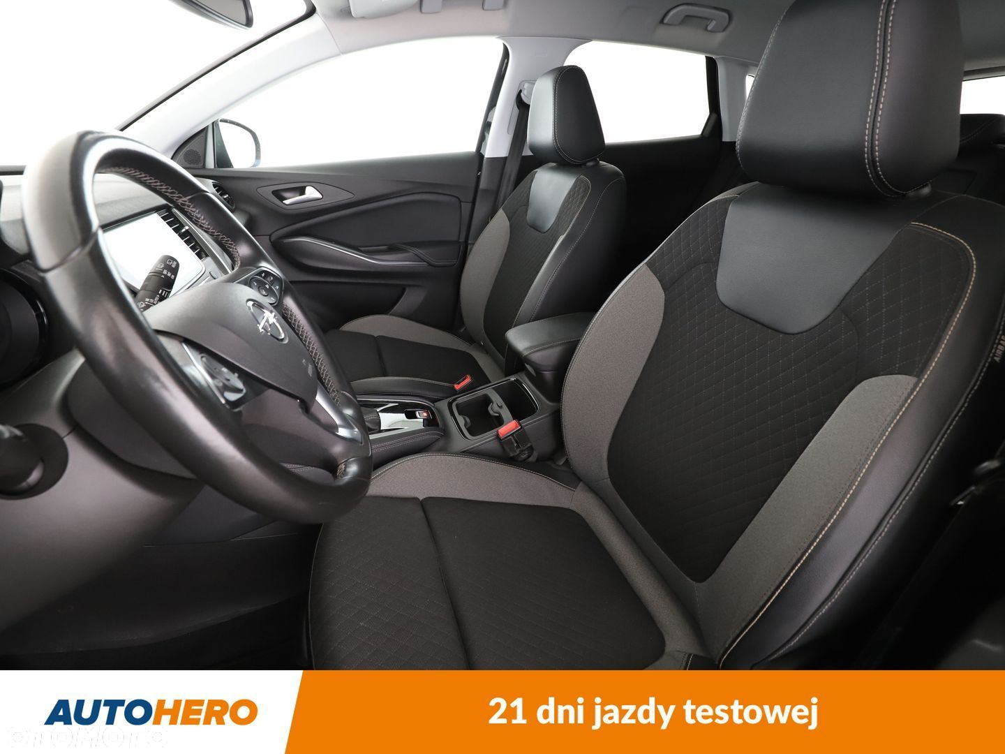 Opel Grandland X 1.2 T GPF Design Line S&S - 10