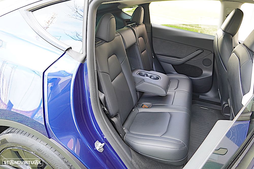 Tesla Model Y Long Range Tração Integral - 19