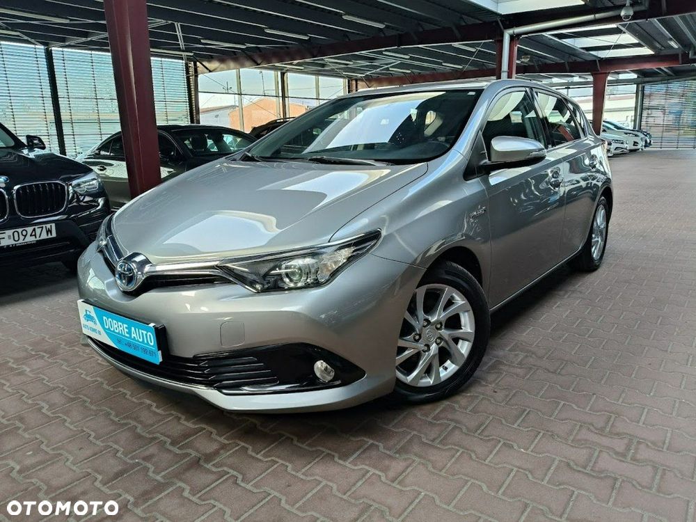 Toyota Auris 1.8 VVT-i Automatik Edition S+ - 3