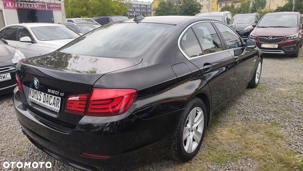 BMW Seria 5 520d - 3