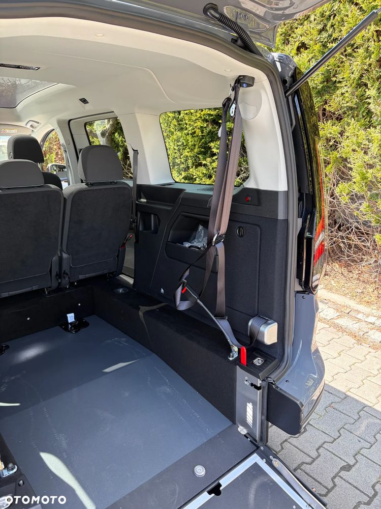 Ford Tourneo Connect 2.0 EcoBlue Active - 14