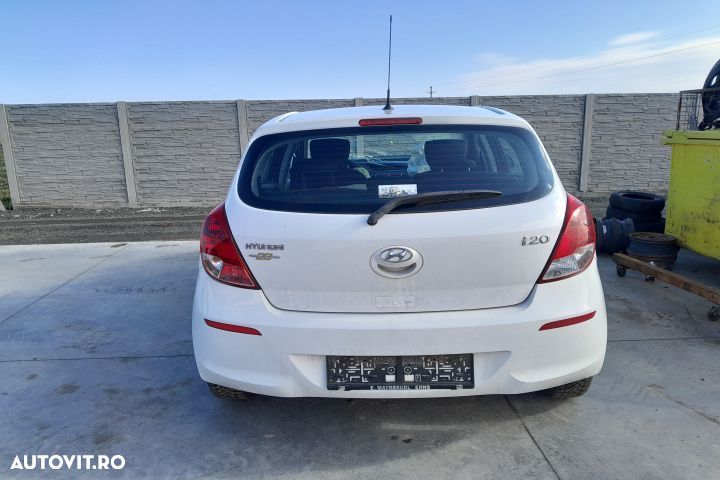 Rampa injectoare 35310-04000 35310-04000 Hyundai i20 PB [facelift] [2 - 8
