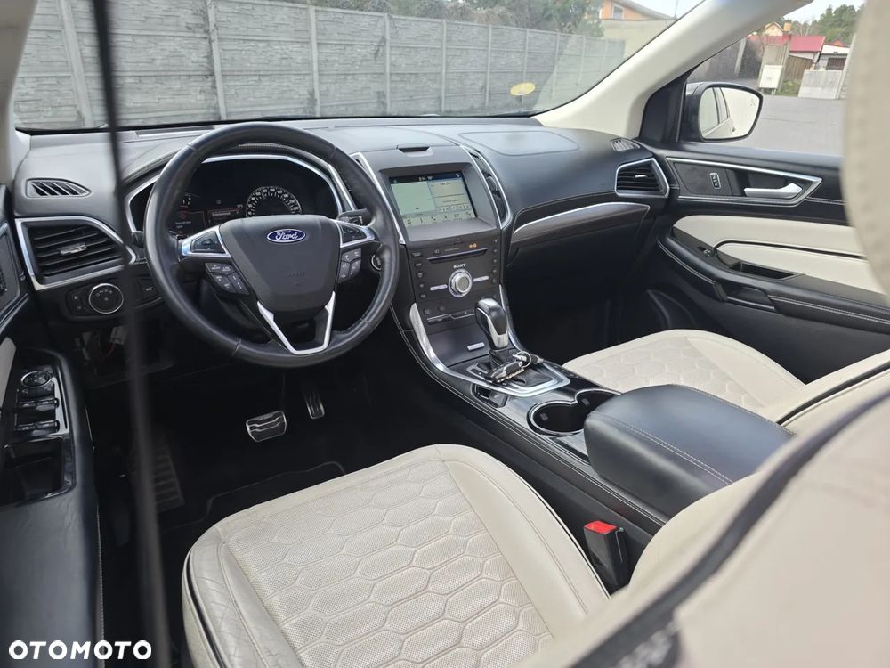 Ford Edge 2.0 EcoBlue Bi-Turbo 4x4 Vignale - 4