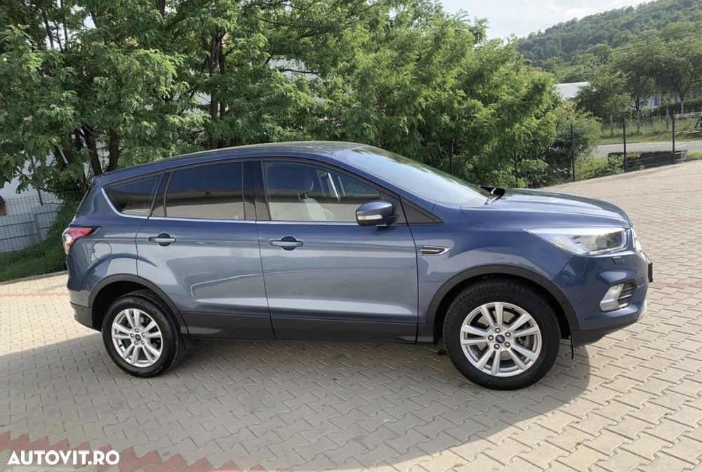 Ford Kuga 2.0 EcoBlue A8 AWD Trend - 2
