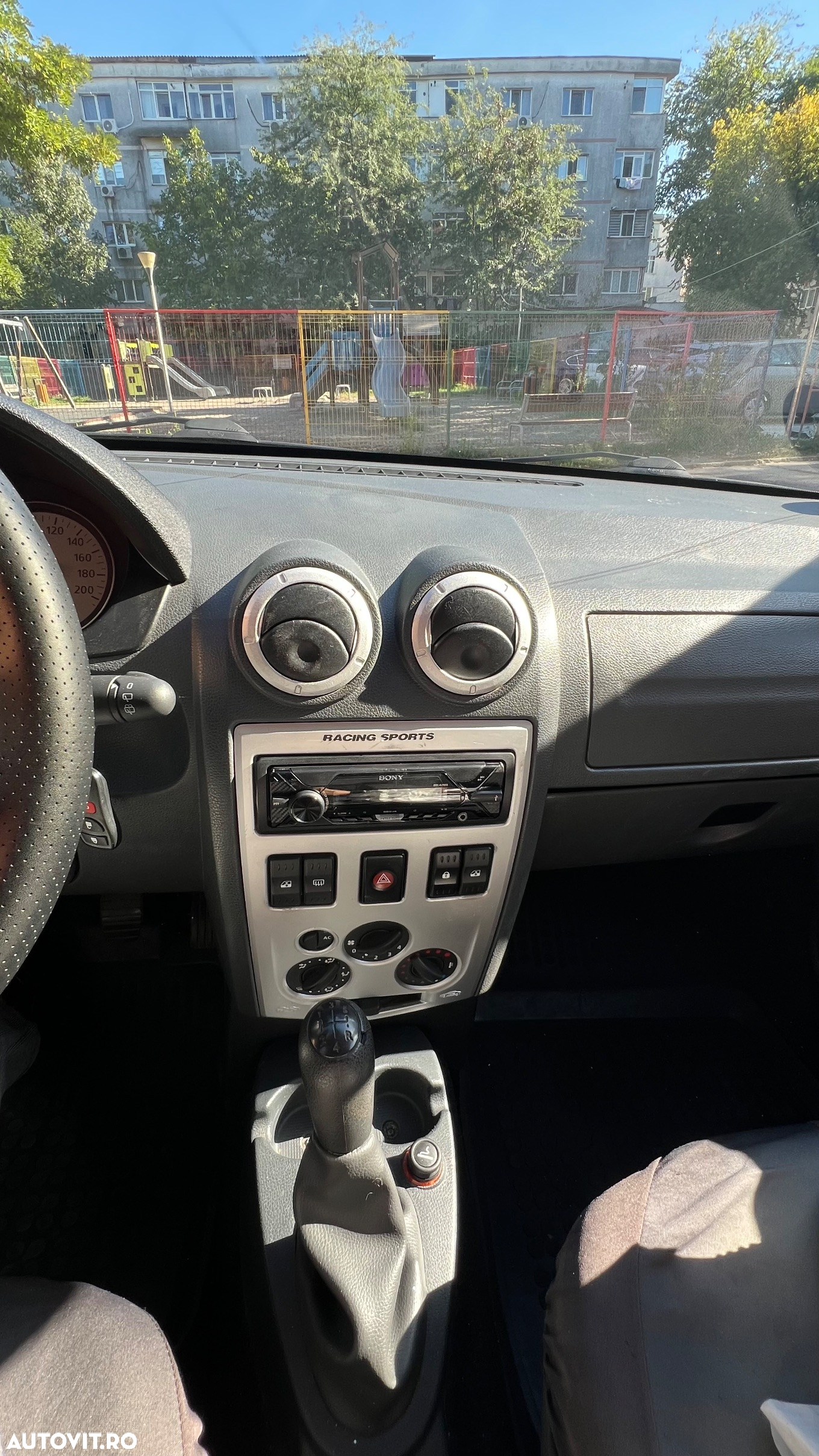 Dacia Sandero 1.4 MPI - 5