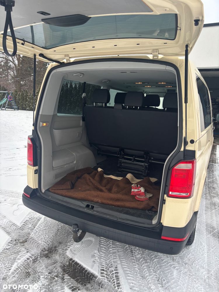 Volkswagen Caravelle 2.0 TDI L2 Trendline DSG - 8