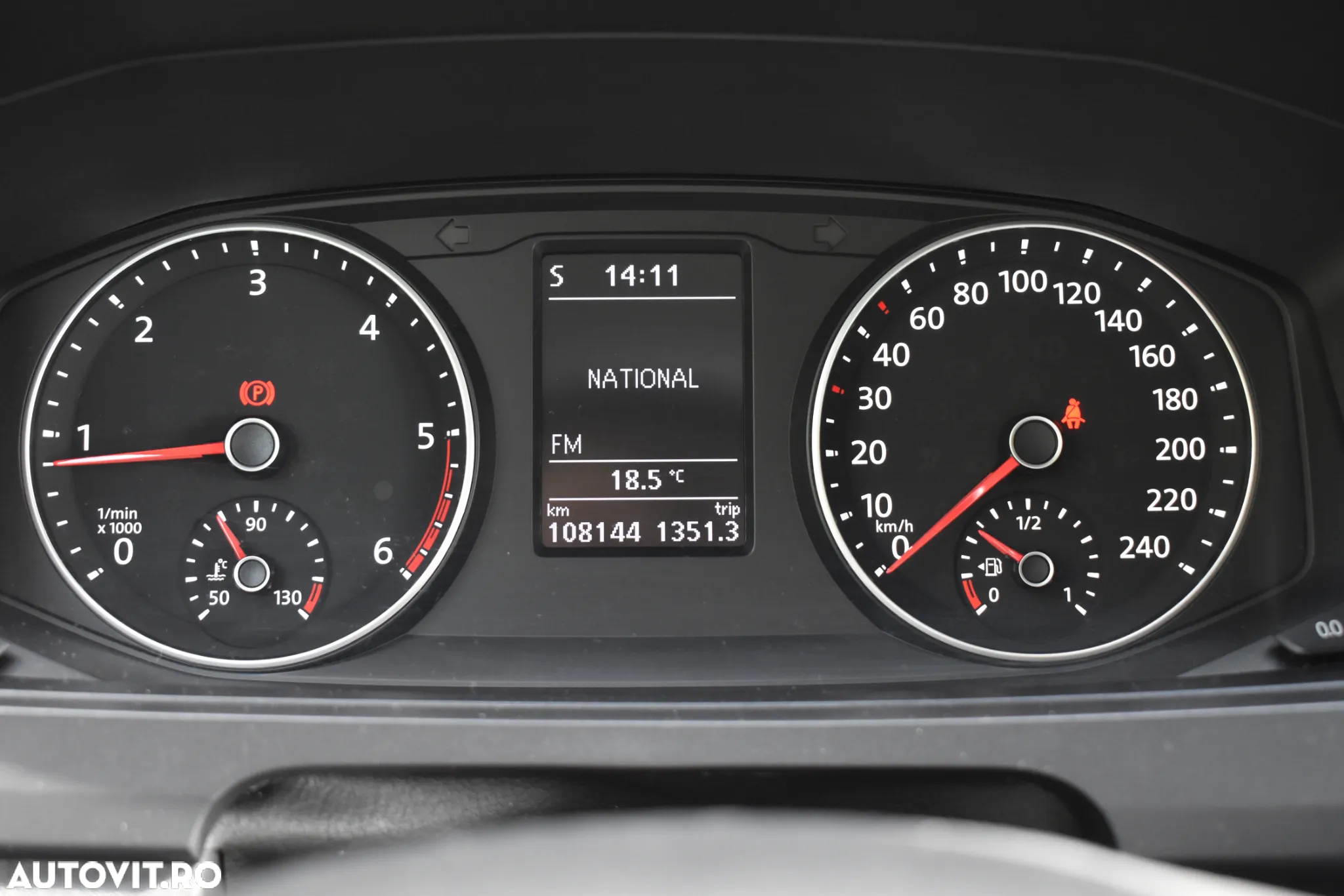 Volkswagen Caravelle T6 2.0 TDI LR Comfortline - 16