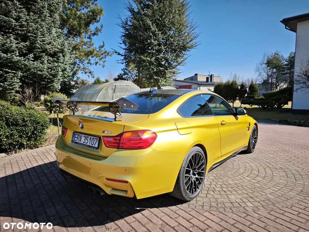 BMW M4 DKG - 7