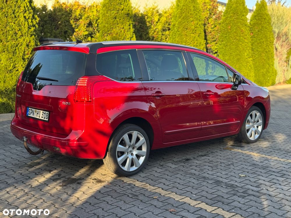 Peugeot 5008 2010 photo 4