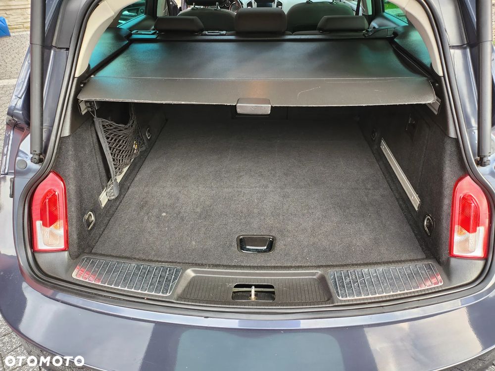 Opel Insignia - 10