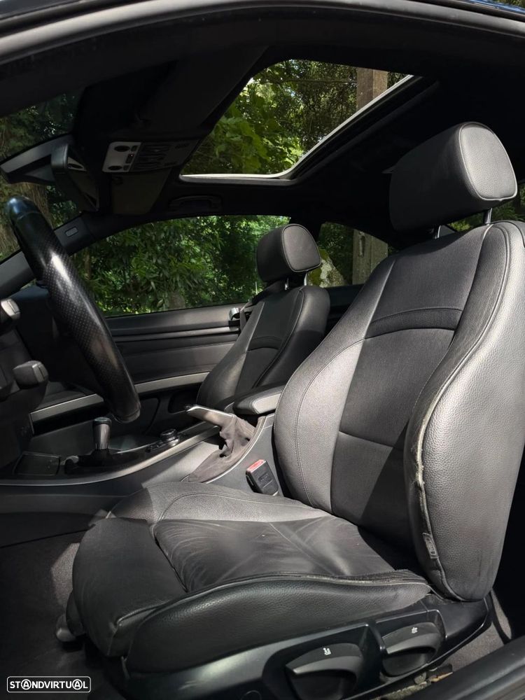 BMW 320 d Coupe - 34
