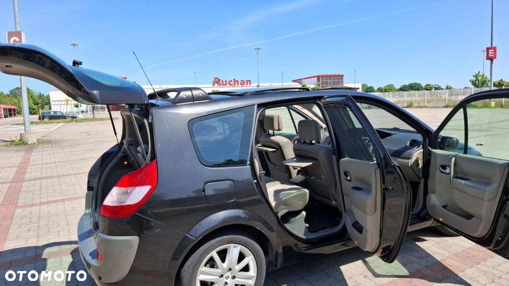 Renault Scenic 1.9 dCi Confort Privilege - 6