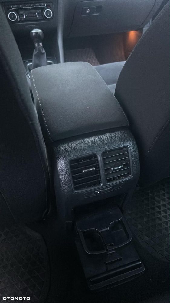 Volkswagen Golf 1.4 TSI Highline - 7