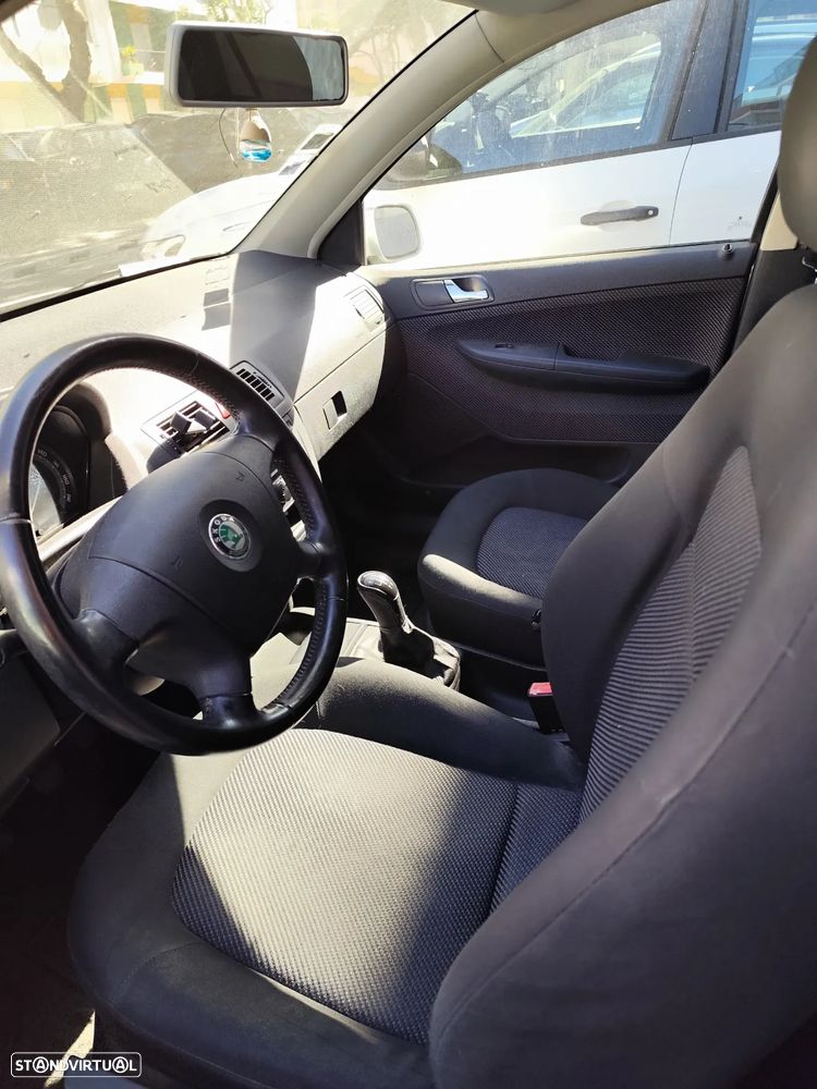 Skoda Fabia Break 1.2 Ambiente - 5
