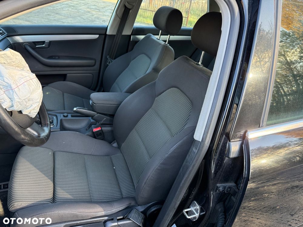KOMPLET FOTELI AUDI A4 B7 - 2