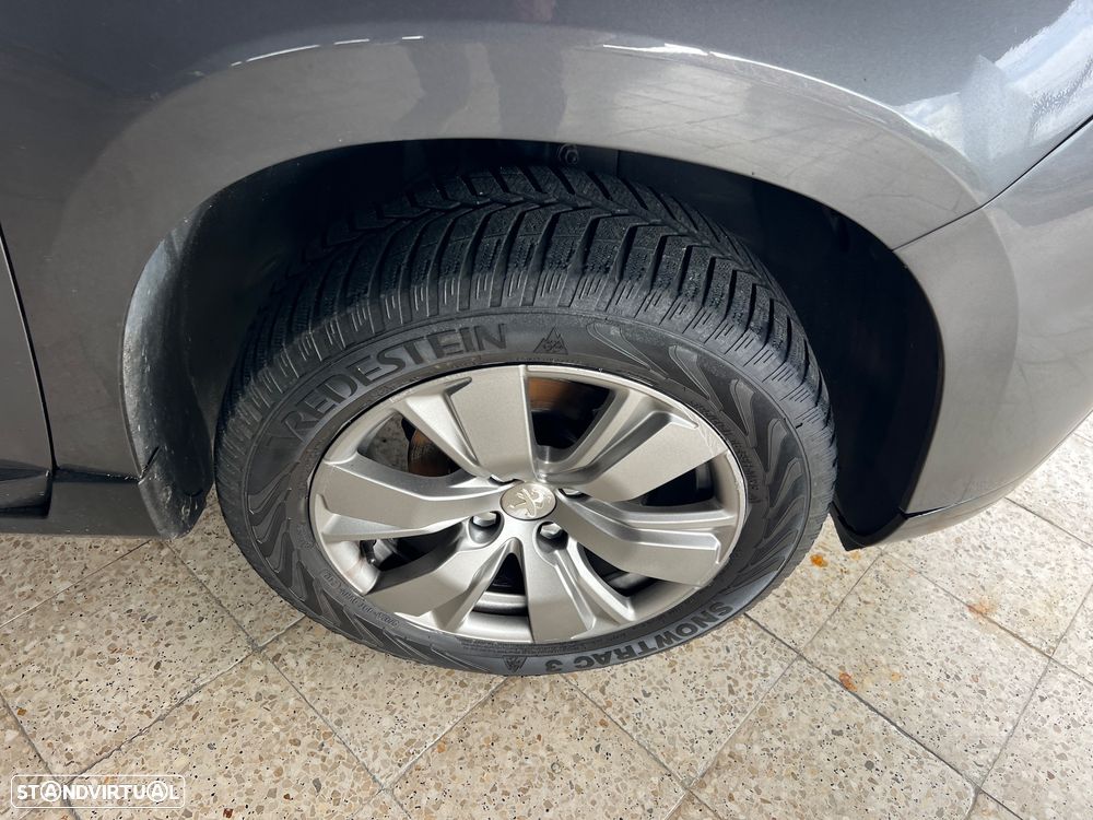 Peugeot 2008 - 14