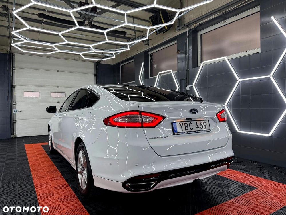 Ford Mondeo 2.0 TDCi Titanium 4WD PowerShift - 5