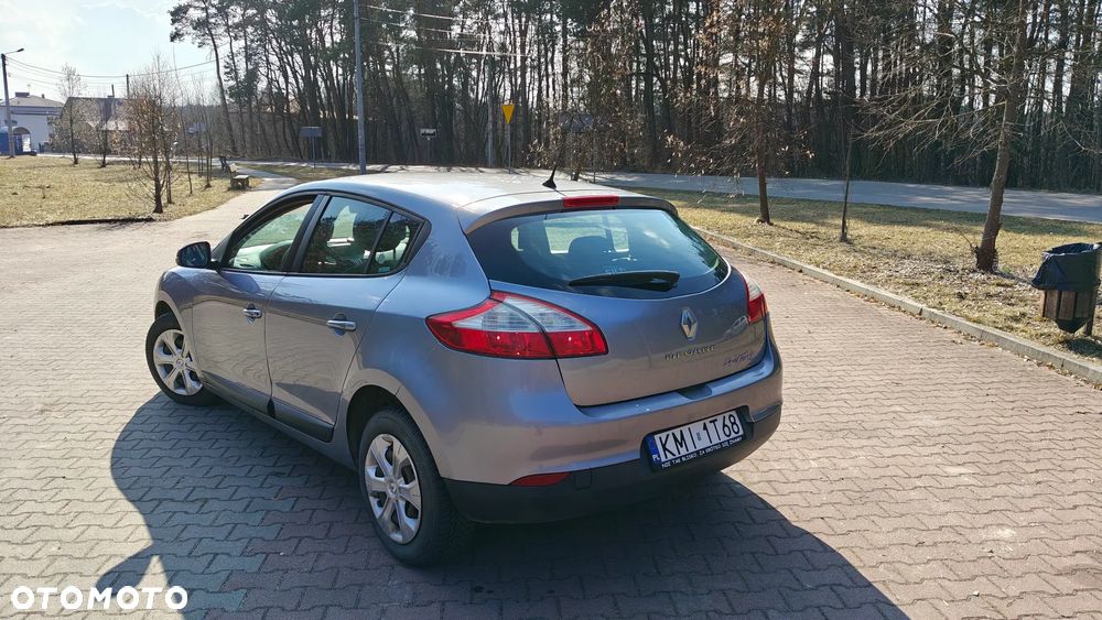 Renault Megane 1.6 16V Dynamique - 4