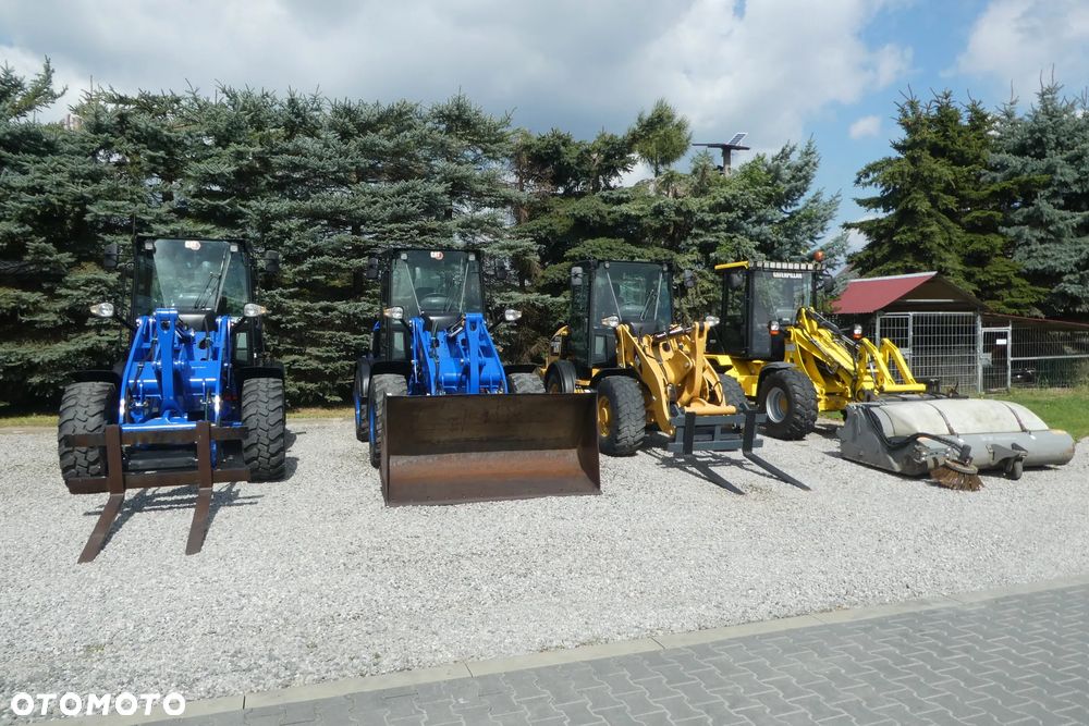 Caterpillar 908M SPROWADZONA - 31