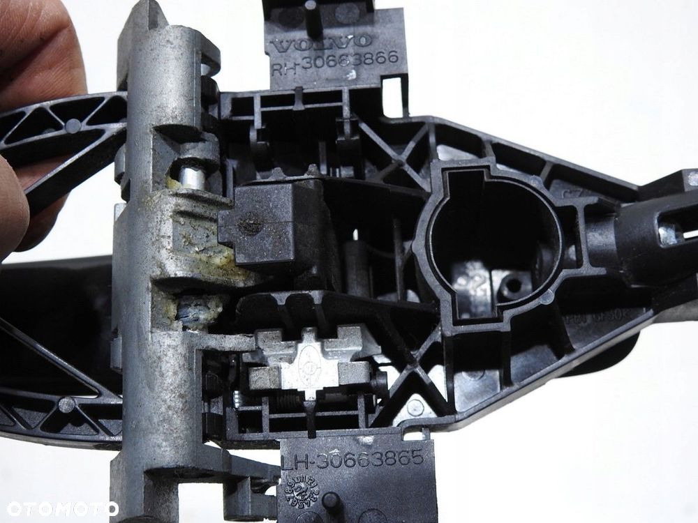 KLAMKA ZEWNĘTRZNA LEWY TYŁ 452-46 VOLVO V50 - 9