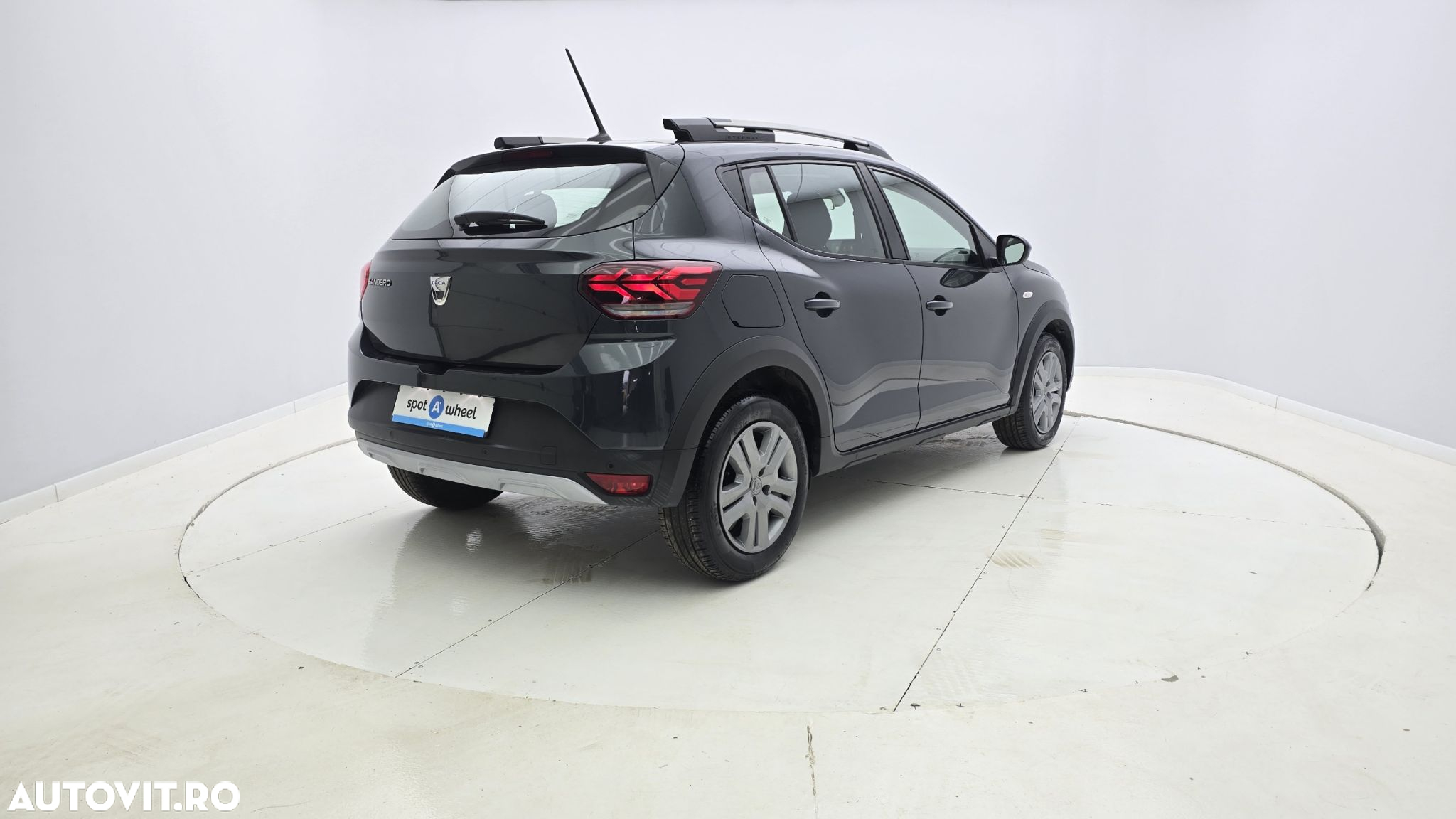 Dacia Sandero Stepway TCe 90 MT6 Comfort - 6