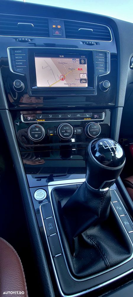 Volkswagen Golf 2.0 TDI (BlueMotion Technology) Highline - 33