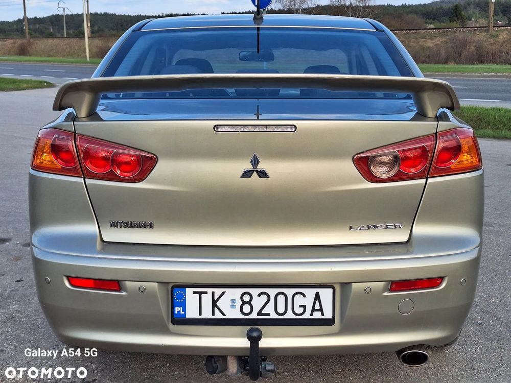 Mitsubishi Lancer 1.8 Invite - 10