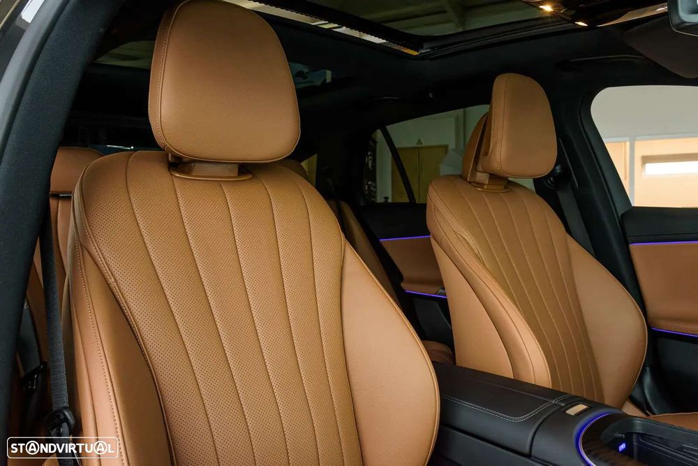 Mercedes-Benz E 300 - 38