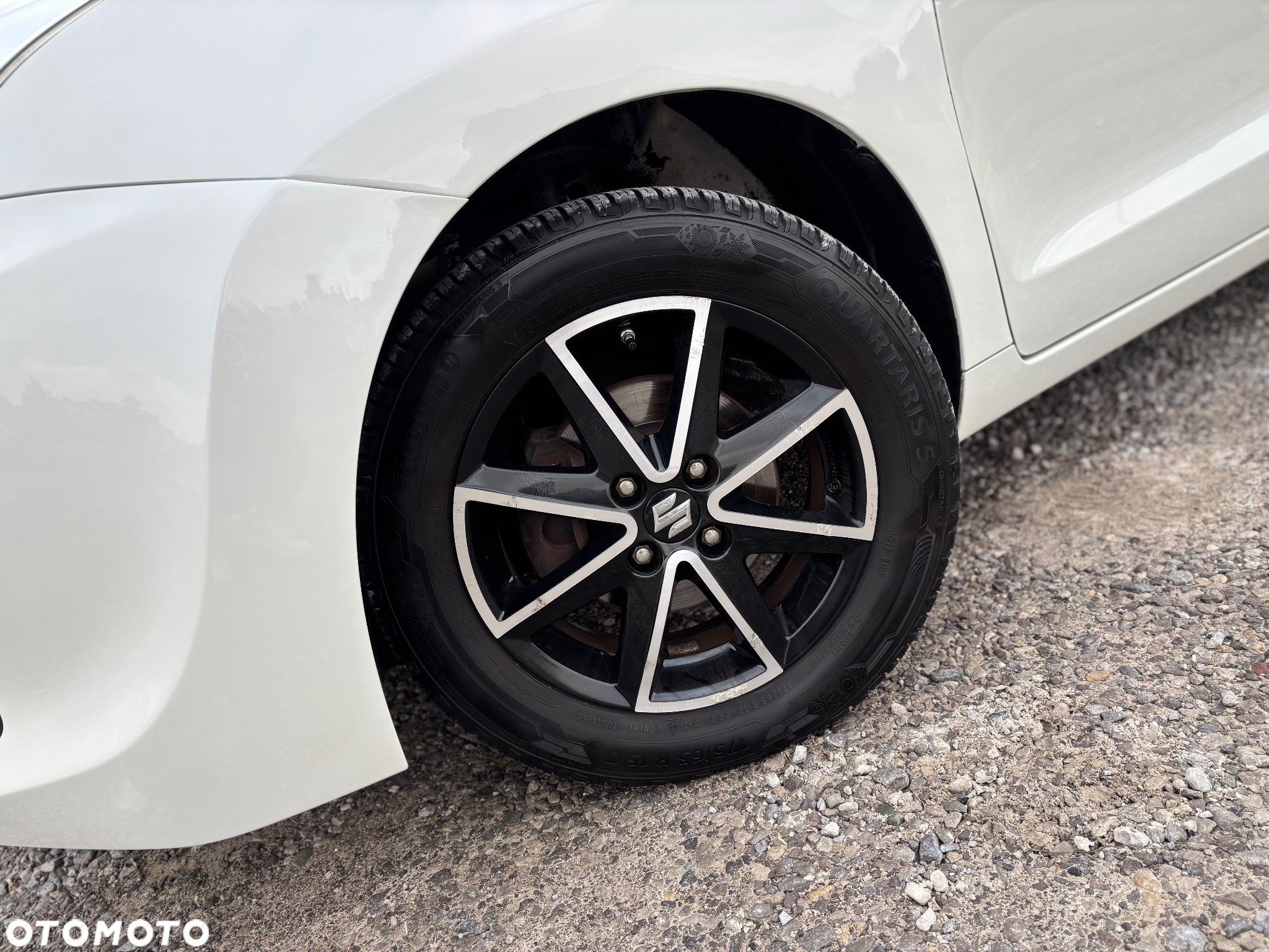Suzuki Baleno - 17
