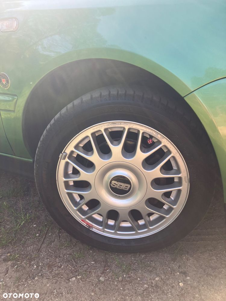 Volkswagen Golf - 12