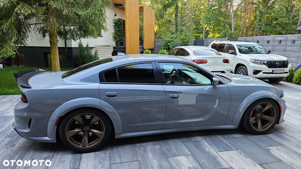 Dodge Charger 6.4 Scat Pack Widebody - 9