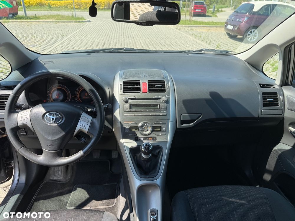 Toyota Auris 2.0 D-4D Edition - 26