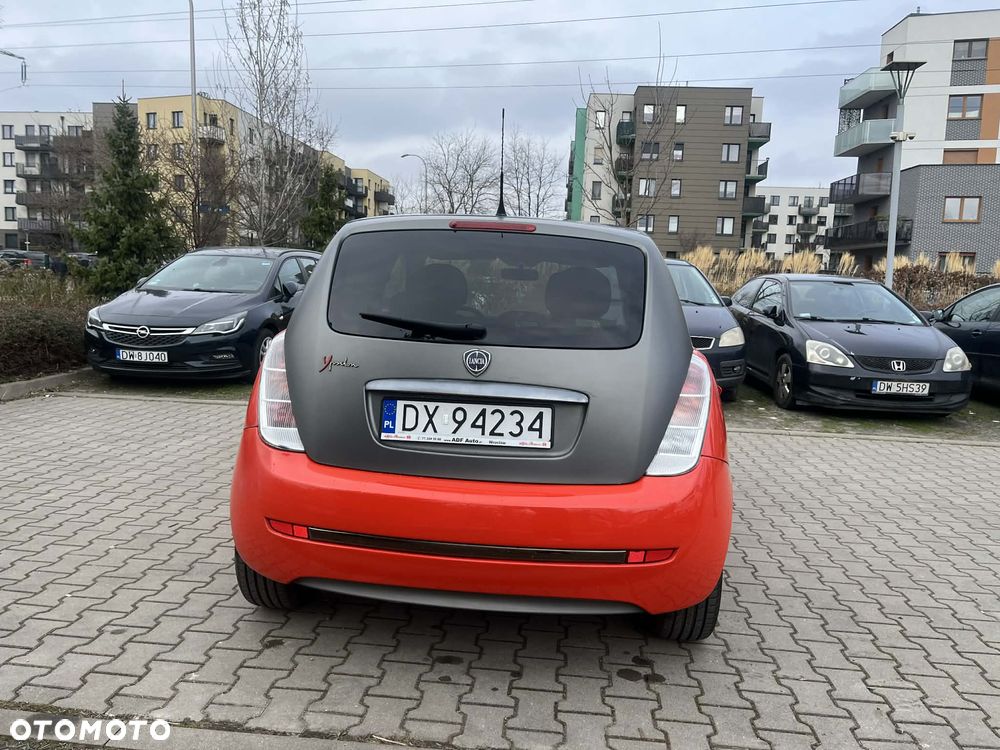 Lancia Ypsilon 1.3 SMomoDesign (4os.) - 5
