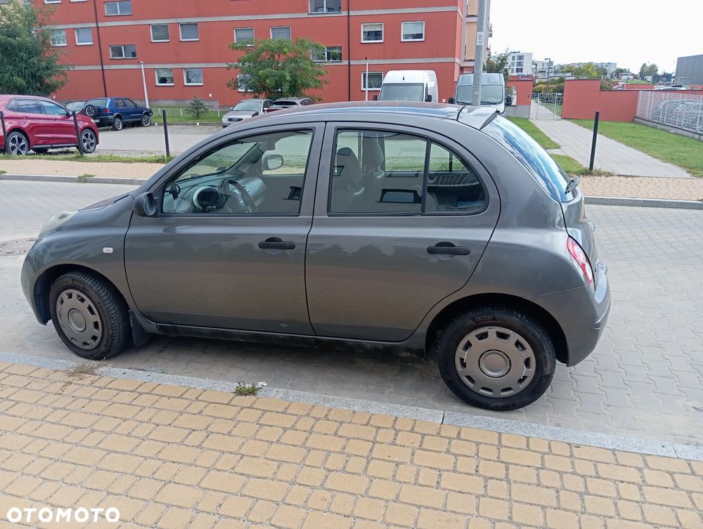 Nissan Micra - 2