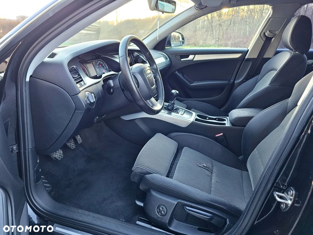 Audi A4 Avant 2.0 TDI - 31