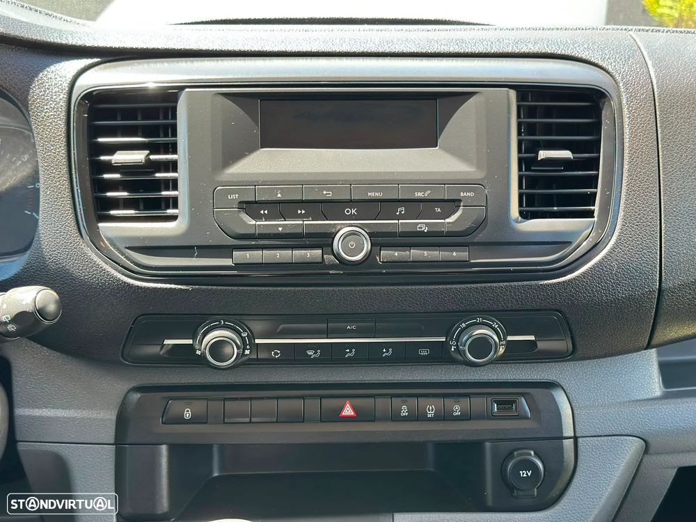 Opel Vivaro 1.5 CDTi L3H1 Essentia - 18