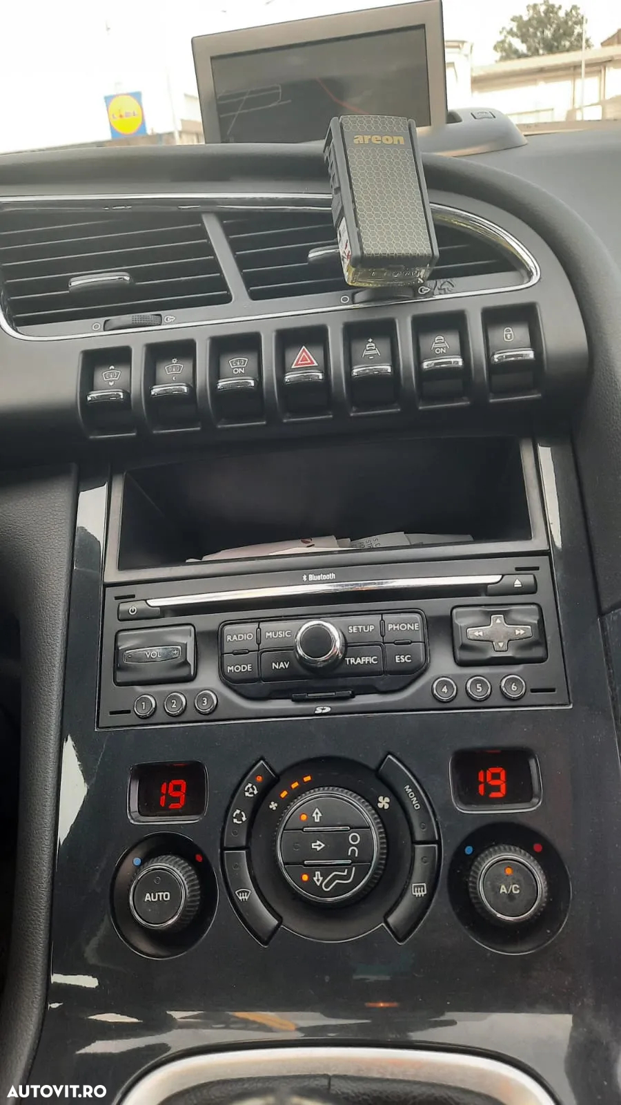 Peugeot 3008 2.0 HDI FAP Premium - 19