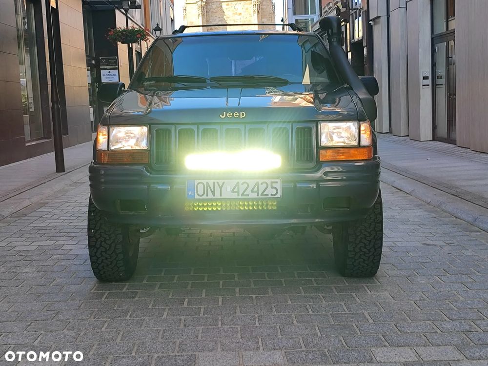 Jeep Grand Cherokee - 4