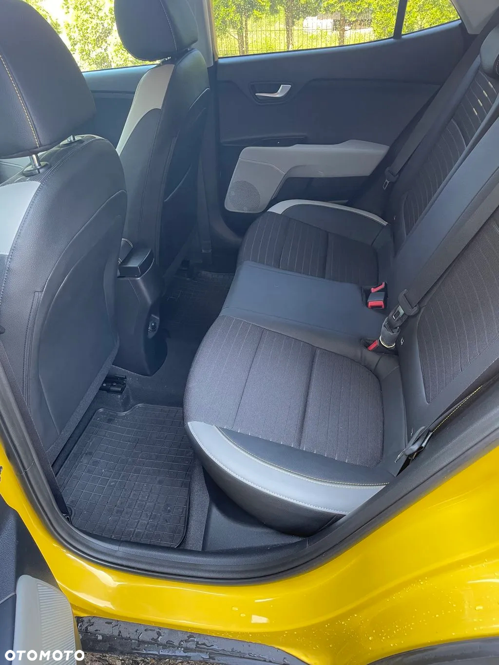 Kia Stonic 1.0 T-GDI L Business Line - 7