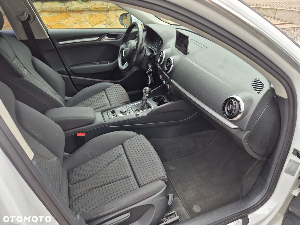 Audi A3 Sportback 2.0 TDI S tronic Attraction - 22