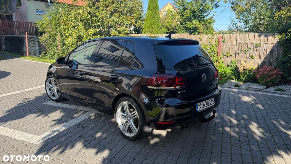 Volkswagen Golf 2.0 TDI Highline DSG - 5