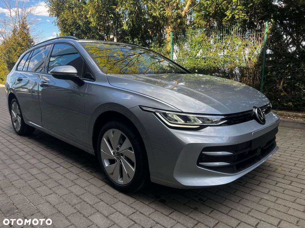 Volkswagen Golf - 11