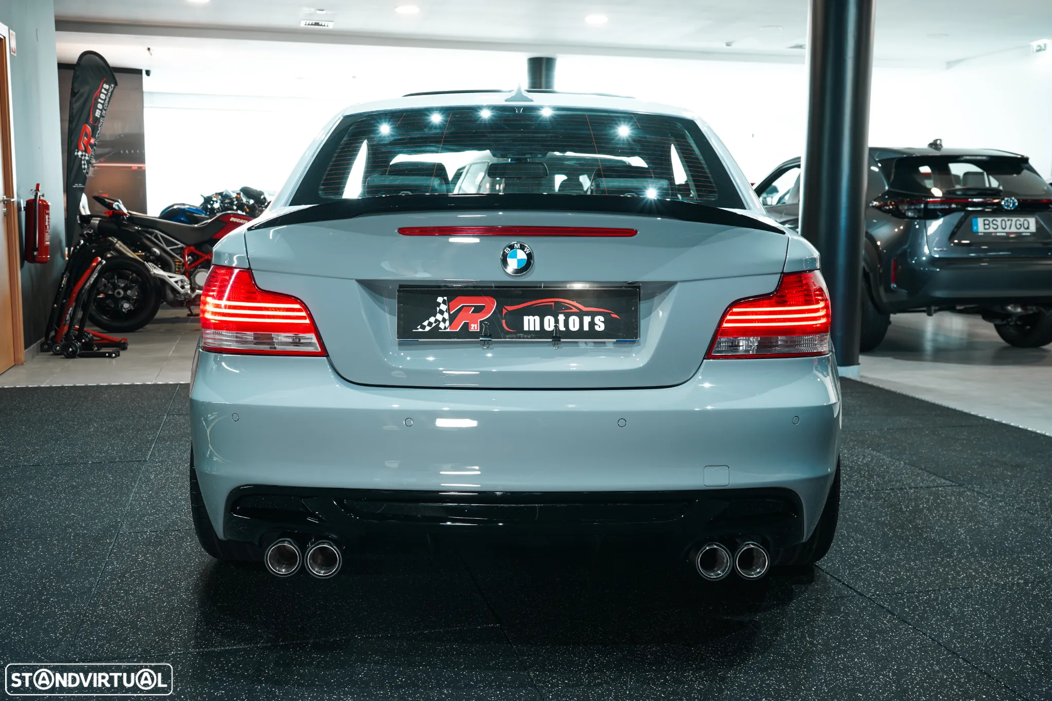 BMW 123 d Coupe Limited Edition Lifestyle c/ M Sport Pack - 11