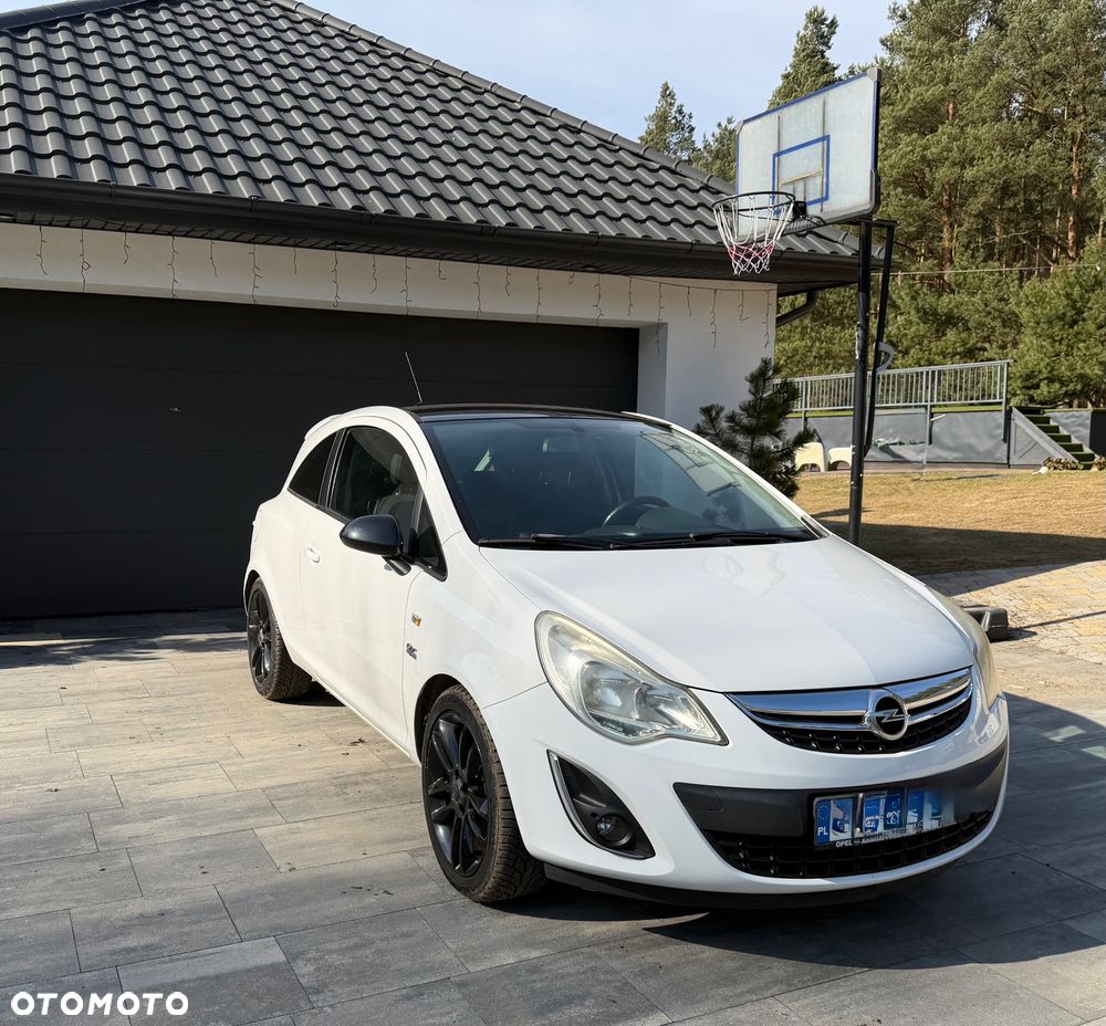 Opel Corsa 1.4 16V Edition - 2