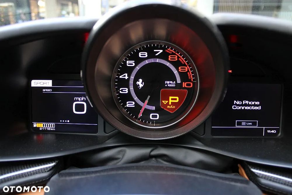 Ferrari GTC4Lusso - 26